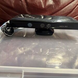 OEM Microsoft Xbox 360 Kinect Sensor Model 1473 - Black‎ TESTED